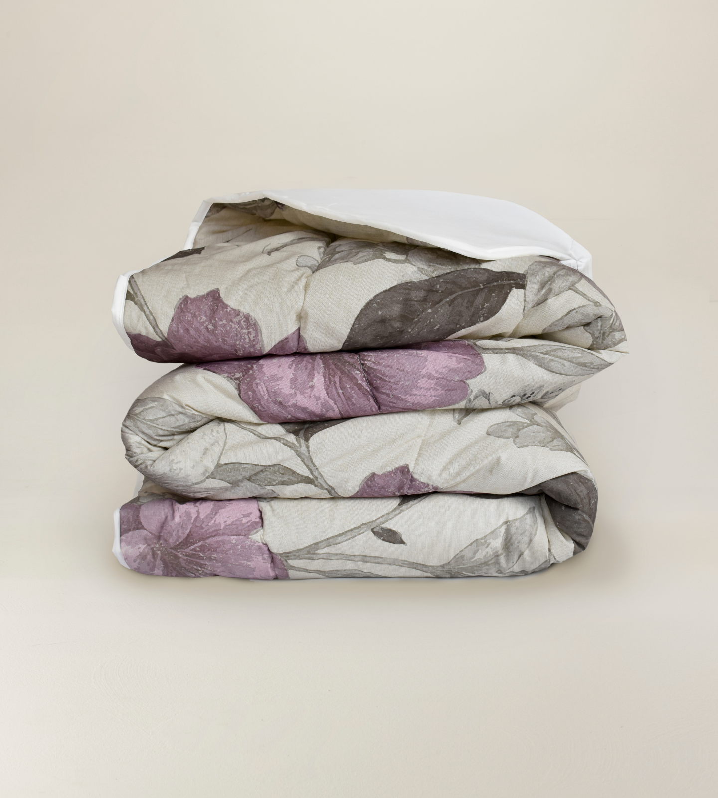 imagen comforter set floral vintage doblado entero recto